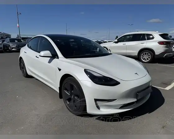 TESLA MODEL 3 LR