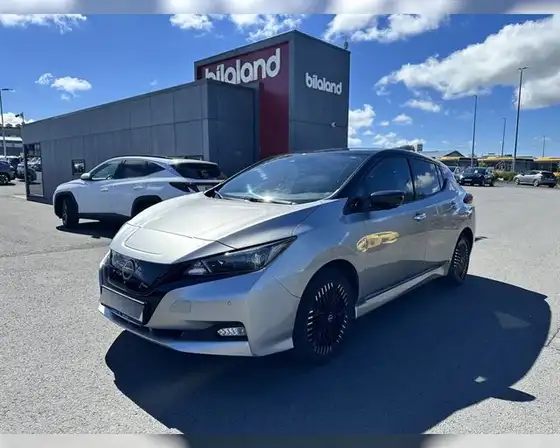 NISSAN LEAF TEKNA 62KWH