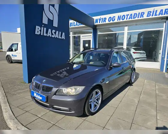 BMW 3 330I E91