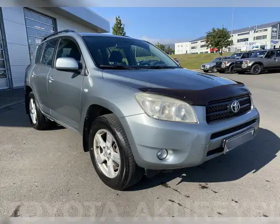 TOYOTA RAV4 GX
