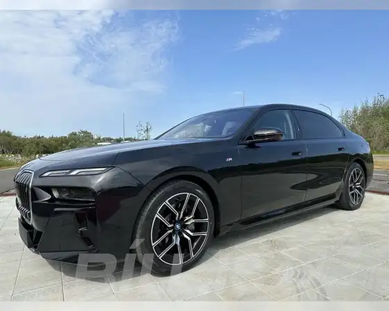 BMW I7 X-DRIVE 60 M-SPORT