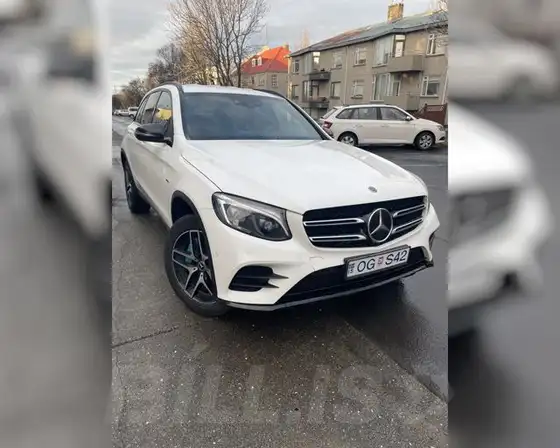 MERCEDES-BENZ GLC 350 E 4MATIC