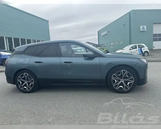 BMW IX XDRIVE40