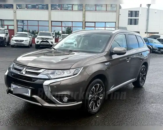 MITSUBISHI OUTLANDER INTENSE PHEV