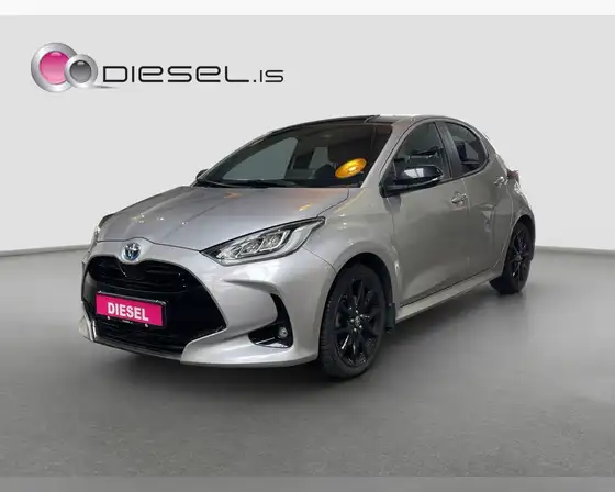 TOYOTA YARIS STYLE HYBRID PANORAMA