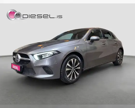 MERCEDES-BENZ A 250 E STYLE PHEV