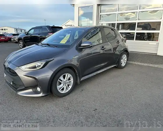 TOYOTA YARIS ACTIVE HYBRID