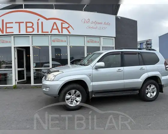 TOYOTA LAND CRUISER 120