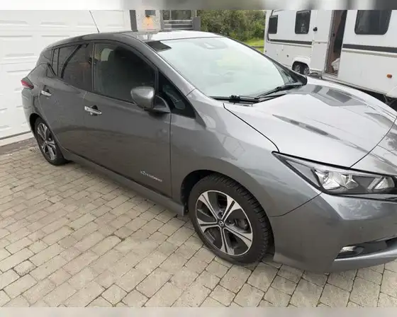 NISSAN LEAF 40KWH N-CONNECTA
