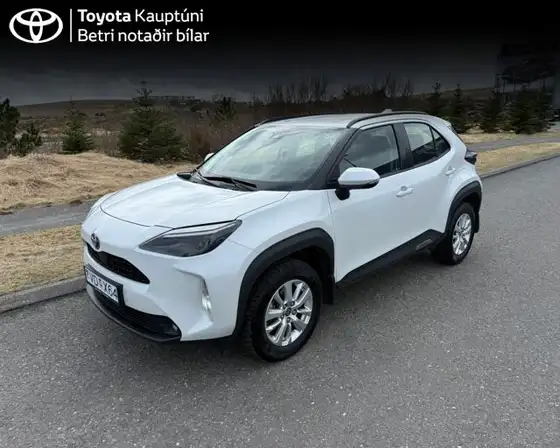 TOYOTA YARIS CROSS ACTIVE HYBRID AWD