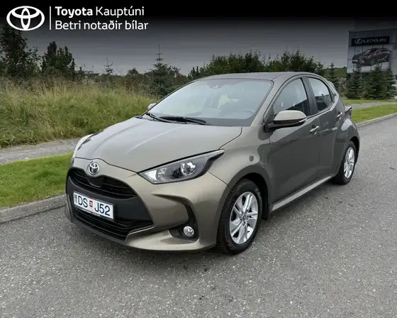 TOYOTA YARIS ACTIVE HYBRID