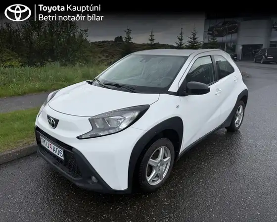 TOYOTA AYGO X-PLAY