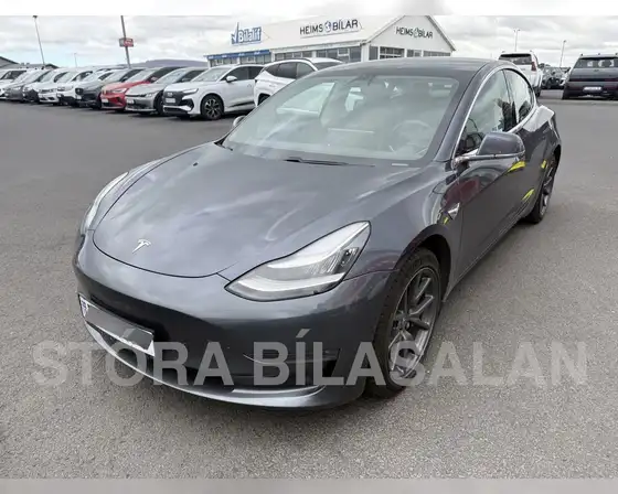 TESLA MODEL 3 LONG RANGE AWD