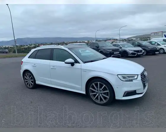 AUDI A3 SPORTBACK E-TRON