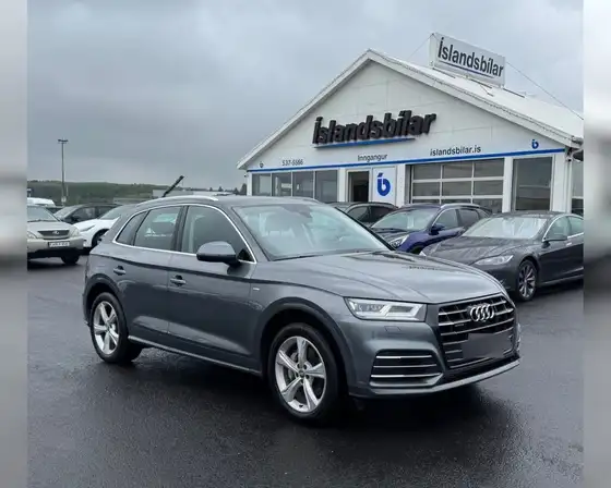 AUDI Q5 55 TFSI S-LINE DESIGN