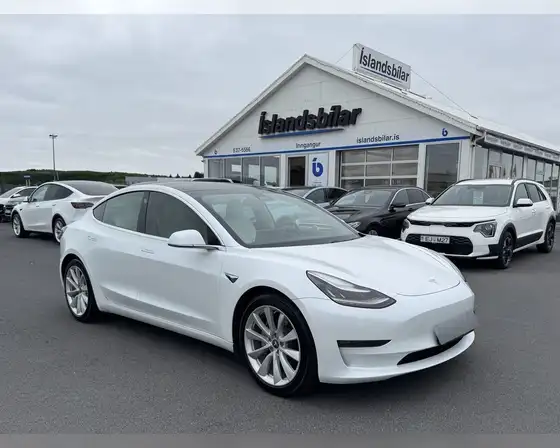 TESLA MODEL 3 LONG RANGE