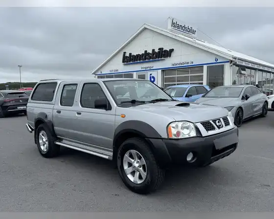 NISSAN NAVARA DOUBLE CAB