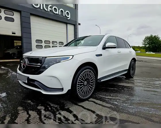 MERCEDES-BENZ EQC 400 4MATIC AMG
