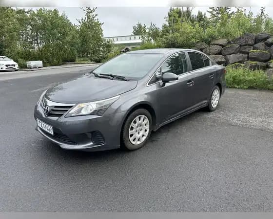 TOYOTA AVENSIS SJÁLFSKIPTUR