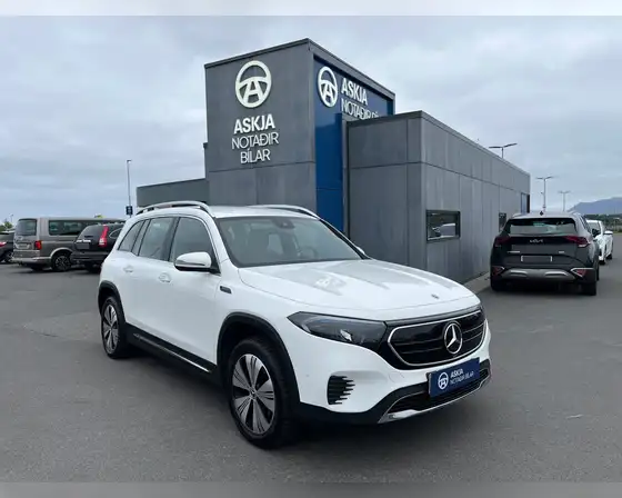 MERCEDES-BENZ EQB 300 4MATIC PURE